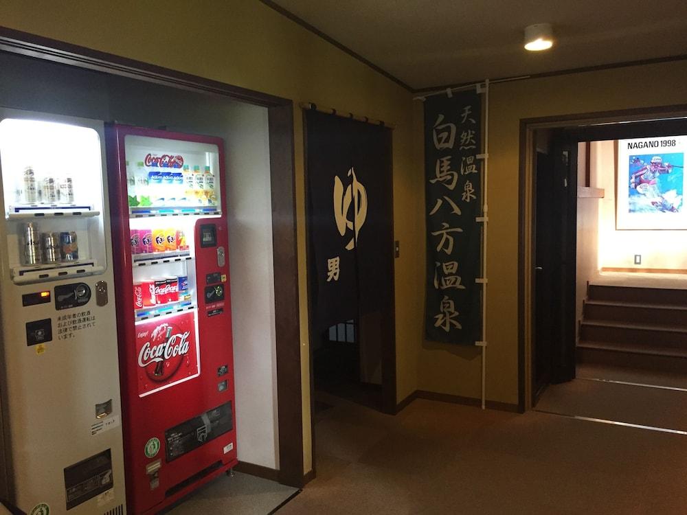 Hakuba Alpine Hotel Buitenkant foto