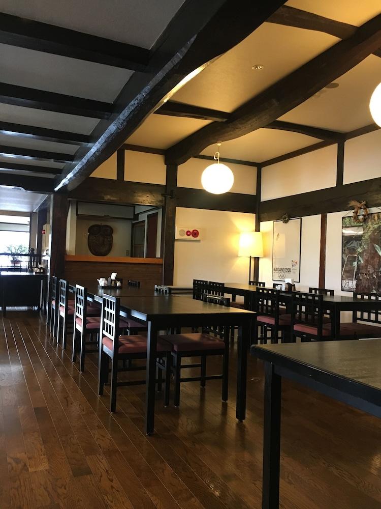 Hakuba Alpine Hotel Buitenkant foto